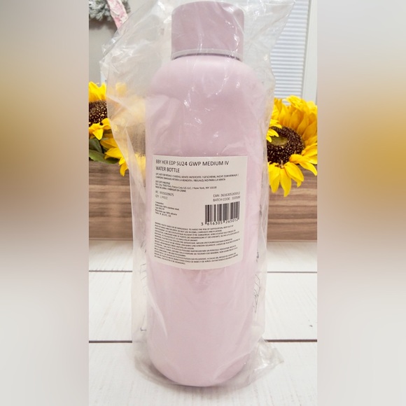 Pink Burberry Water Bottle + 
Burberry Her Fragrance - Picture 4 of 4